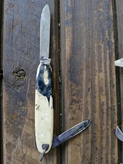 Vintage Pen Knives (Price Includes Postage)