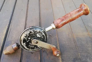 Vintage Australian Pope Hand Drill (Price Includes Postage)