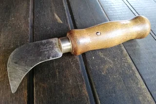 Vintage Red Devil Linoleum Knife (Price Includes Postage)