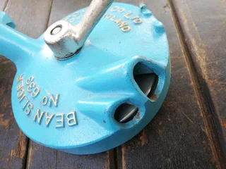 Vintage Spong Bean Slicer (Price Includes Postage)