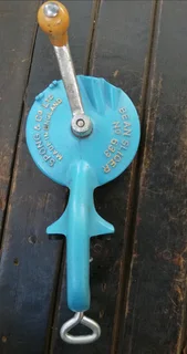 Vintage Spong Bean Slicer (Price Includes Postage)