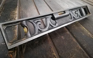 Antique Spirit Level (Price Includes Postage)