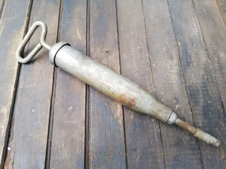 Vintage Grease Gun Tool (Price Includes Postage)