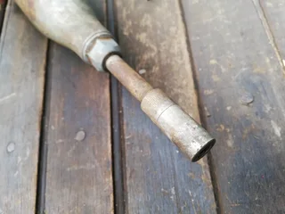 Vintage Grease Gun Tool (Price Includes Postage)