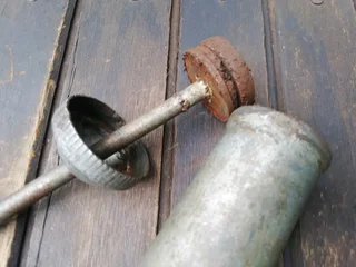 Vintage Grease Gun Tool (Price Includes Postage)