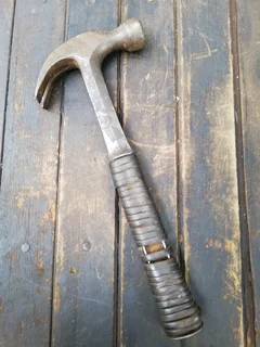 Vintage Estwing Claw Hammer (Price Includes Postage)