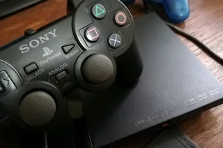 Playstation 2 Console Complete (Price Includes Postage)