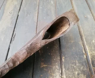Swedish Axe Head 2kg (Price Includes Postage)