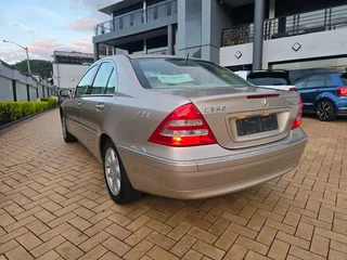 2001 Mercedes c240 V6 Auto