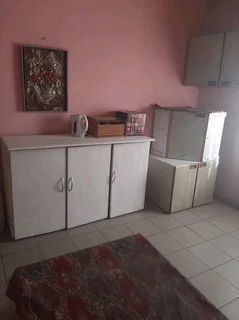 Single Room to let