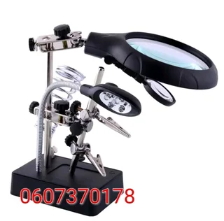 Magnifying Lamp with Helping Hands Tool (Brand New)  ⭐️⭐️⭐️⭐️⭐️