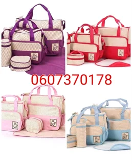 Baby Bag Set 5 in 1 Multifunctional Baby Bag Set (Brand New) ⭐️⭐️⭐️⭐️⭐️
