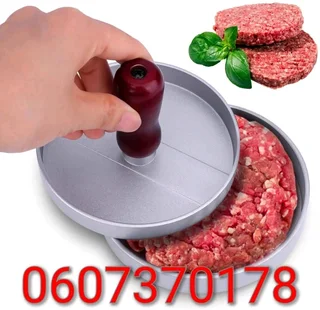Round Burger Patty Press with Wooden Handle (Brand New) ⭐️⭐️⭐️⭐️⭐️