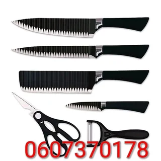 6 Pieces Kitchen Knives Set - Black Colour Kitchen Knife Set (Brand New) ⭐️⭐️⭐️⭐️⭐️