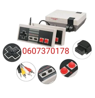 Classic Retro Gaming Console with Controllers and 600 built in Classic Games (Brand New)
