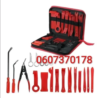 Car Trim Removal Kit - Retainer Clip Removal Tools in Bag (Brand New)