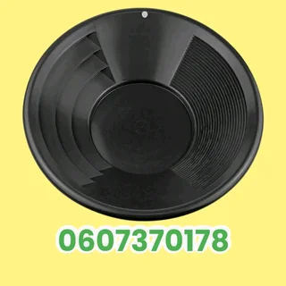 Gold Pan - Light Weight Manual Gold Panning Tool - Gold Pan Black Colour 38cm (Brand New)