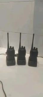 Two Way Radios -  Walkie Talkie Radios Pack of 3 in Good Condition (3 Piece)