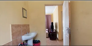 2 bedroom house for sale in Soshanguve block VV ext 6