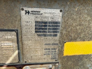 2005 Hendred Fruehauf 6 meter Front and 12 meter Rear Interlinked Flat Bed Trailers with Drop Sides.