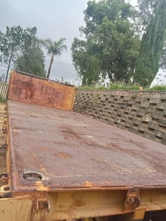 2005 Hendred Fruehauf 6 meter Front and 12 meter Rear Interlinked Flat Bed Trailers with Drop Sides.