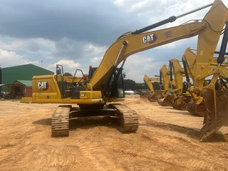 2023 Caterpillar 333 Excavator with 2,6 Cubic Meter GP Bucket