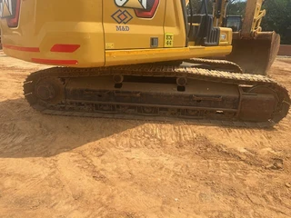 2023 Caterpillar 333 Excavator with 2,6 Cubic Meter GP Bucket