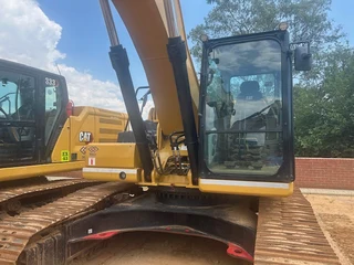 2023 Caterpillar 333 Excavator with 2,6 Cubic Meter GP Bucket