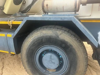 2009 Terex RC40 40 Ton Rough Terrain Mobile Crane