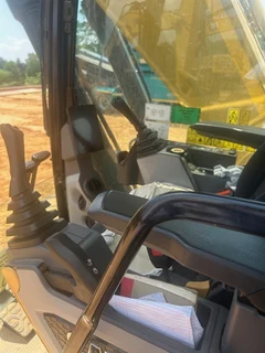 2023 Caterpillar 333 Excavator with 2,6 Cubic Meter GP Bucket