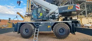 Liebherr LTR1100 2.1 Rough Terrain Crane 100 Ton