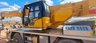 Sany SRT300T Rough Terrain Crane 30 Ton - CRA051