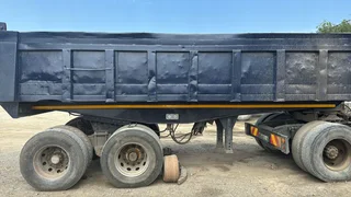 2004 Kearney Back Tipper Trailer