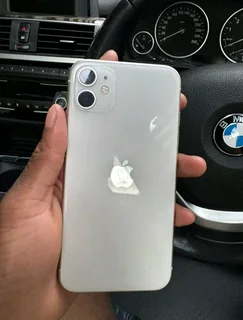 IPhone 11 64gb (clean white)