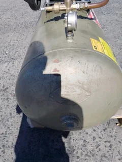 Heavy-duty Key start 250 Ltr Petrol Belt Driver Air Compressors for Sale