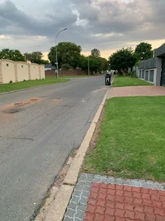 Room Available in Birchleigh North