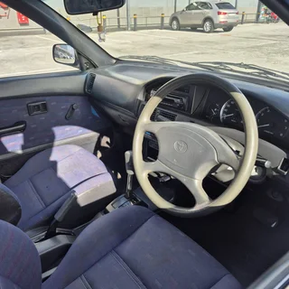 Toyota Corolla GL 1.6