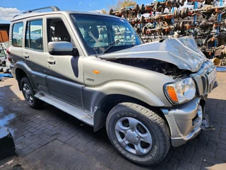 Mahindra Scorpio SUV 2.5TD Breaking For Parts &#64; Aweh Auto Spares!