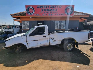 Nissan NP300 2.5TD (YD25) Breaking For Parts &#64; Aweh Auto Spares!