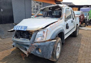 Isuzu KB250 D-Teq (4JK1) Supercab Breaking For Parts &#64; Aweh Auto Spares!