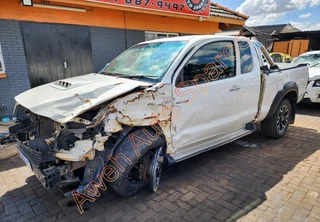 Toyota Hi-Lux 3.0D (1KD) E/Cab Breaking For Parts &#64; Aweh Auto Spares!