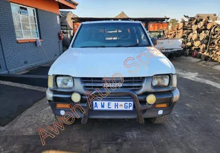 Isuzu KB320 V6 (6VD1) 4x4 Breaking For Parts At Aweh Auto Spares!