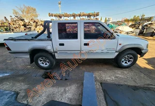 Isuzu KB320 V6 (6VD1) 4x4 Breaking For Parts At Aweh Auto Spares!