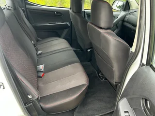 2022 Isuzu 250 D-Max, HO, Double Cab, Automatic.