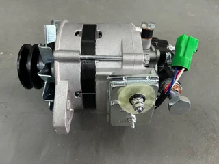 Toyota Hilux 2.4D (2L2) Alternator For Sale!!!