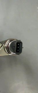 Nissan NP300 2.5TD (YD25) Common Rail / Fuel Rail For Sale!!!