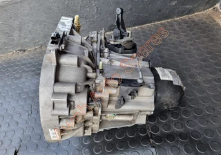 Nissan NP200 1.6 Petrol Gearbox For Sale!