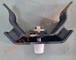 Toyota Hilux GD-6 4x2 Manual Gearbox Mounting For Sale!