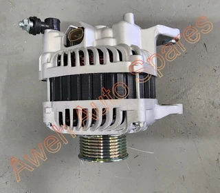 Nissan Navara 2.5TD (YD25) Alternator For Sale!