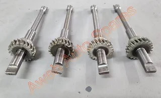 Nissan NP300 2.4Lt 16V (KA24) Oil Pump Drive Shafts For Sale!!!